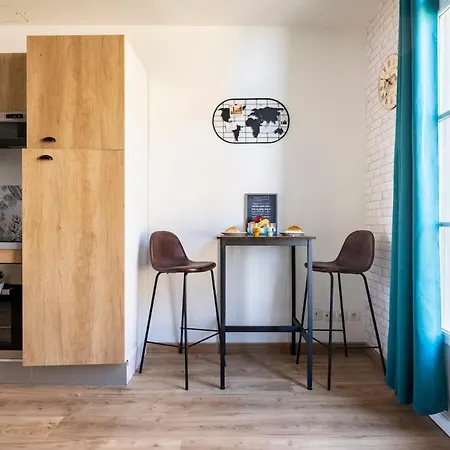 Le Vin Quatre - Studio Avec Vue Dordogne Et Parking Privatif Bergerac Buitenkant foto